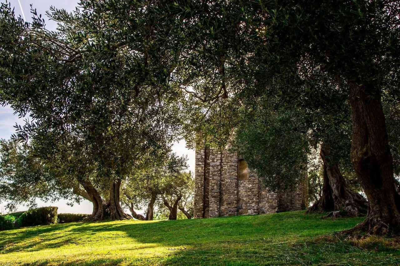 Plum Holiday Home Kastel Stari